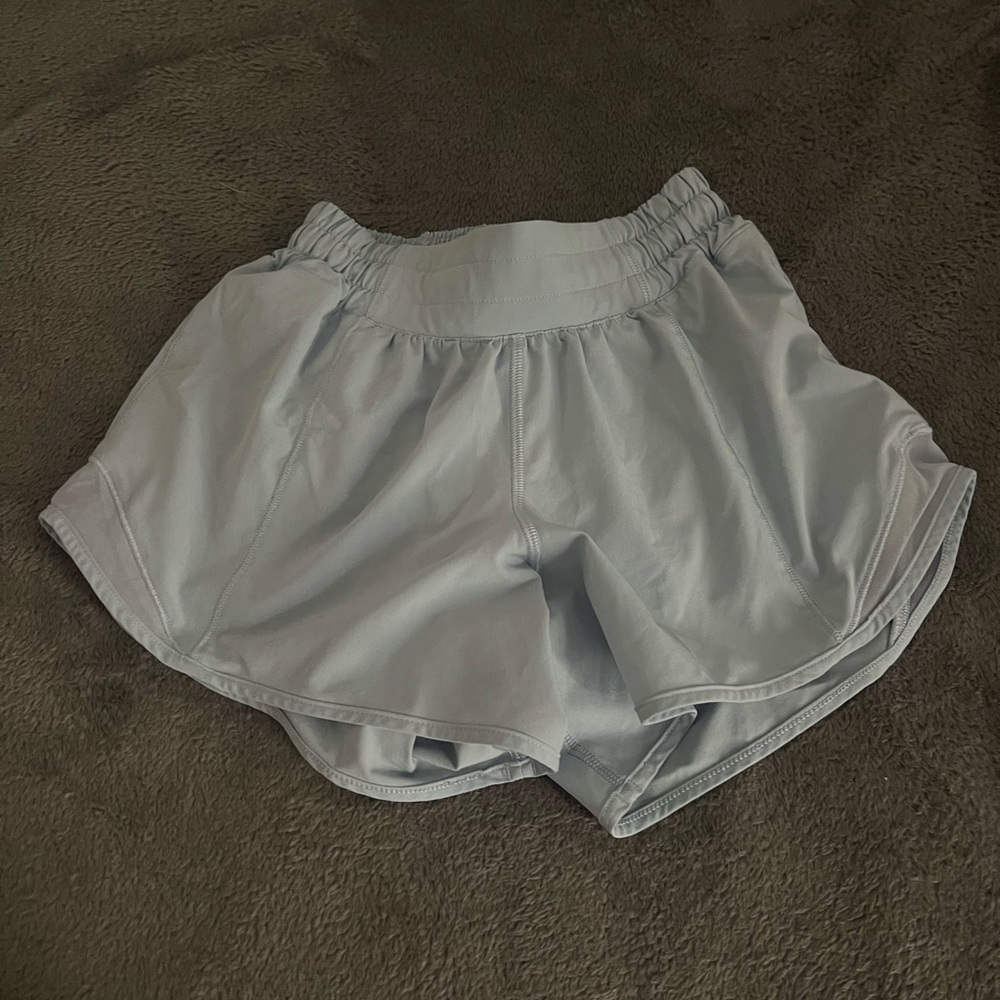 light blue lulu shorts 4 inch